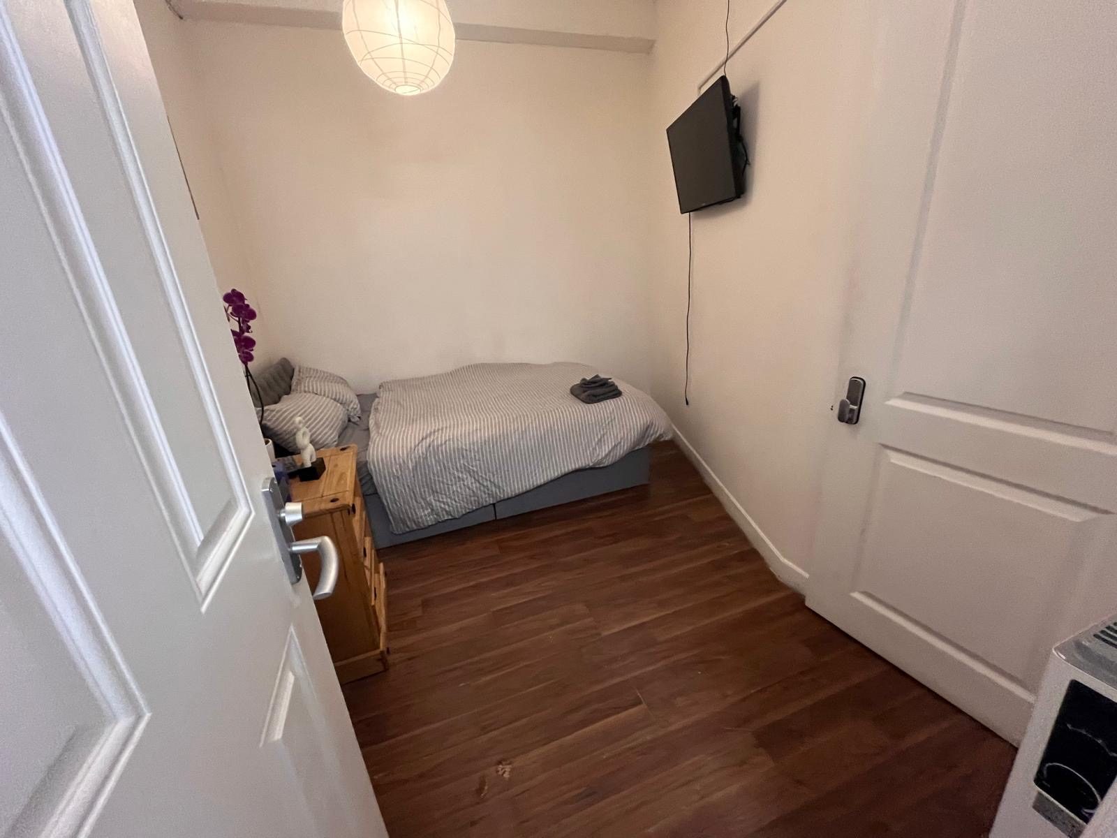 Nice Studio 2 Stops to Liverpool Street photo 4